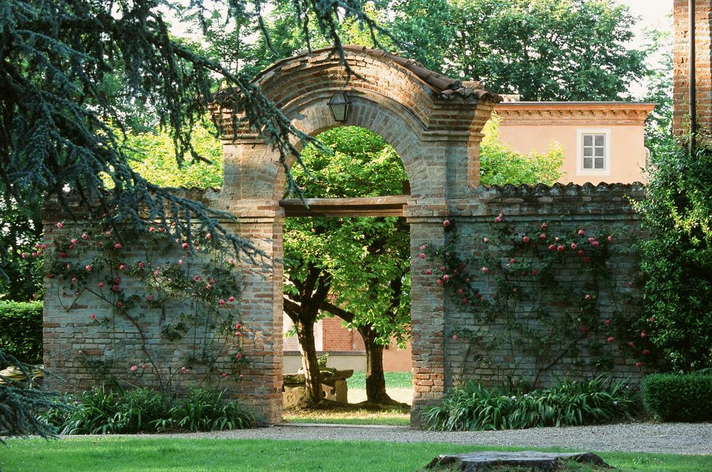 Marchesi Alfieri - Cantine E Ospitalita San Martino Alfieri Экстерьер фото