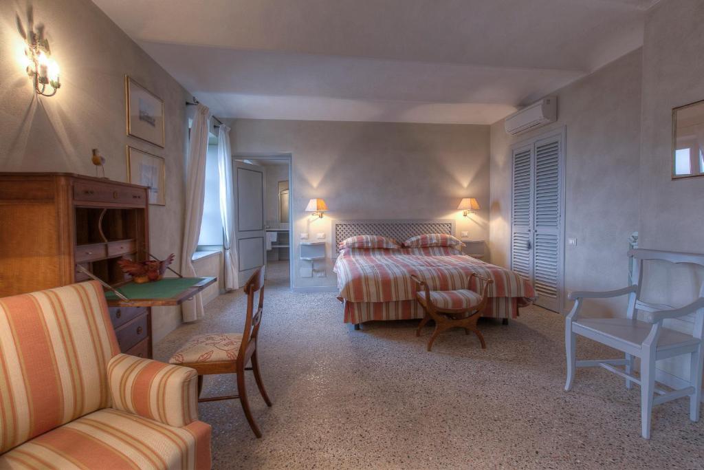 Marchesi Alfieri - Cantine E Ospitalita San Martino Alfieri Номер фото